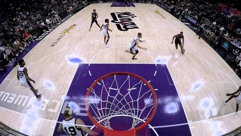《NBA全场集锦》多少带着点儿火气 梅森-琼斯强硬突破上篮打成2+1