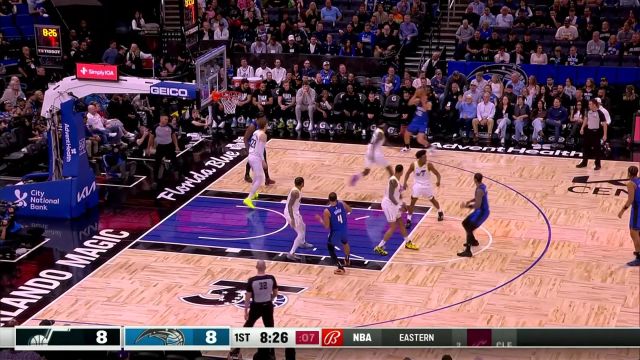 眼疾手快偷营劫寨 加里哈里斯背后偷桃上篮得手