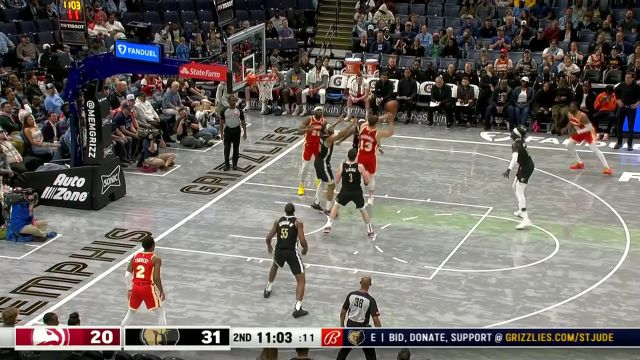 空配连线美如画！小文斯-威廉姆斯助飞斯蒂文斯双手暴扣得手