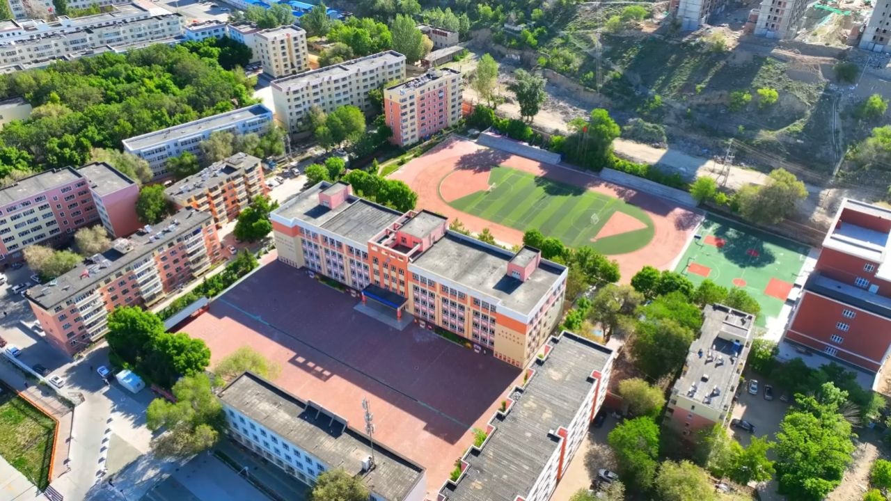 文明创建成果巡礼——文明校园篇(阿勒泰市实验小学)