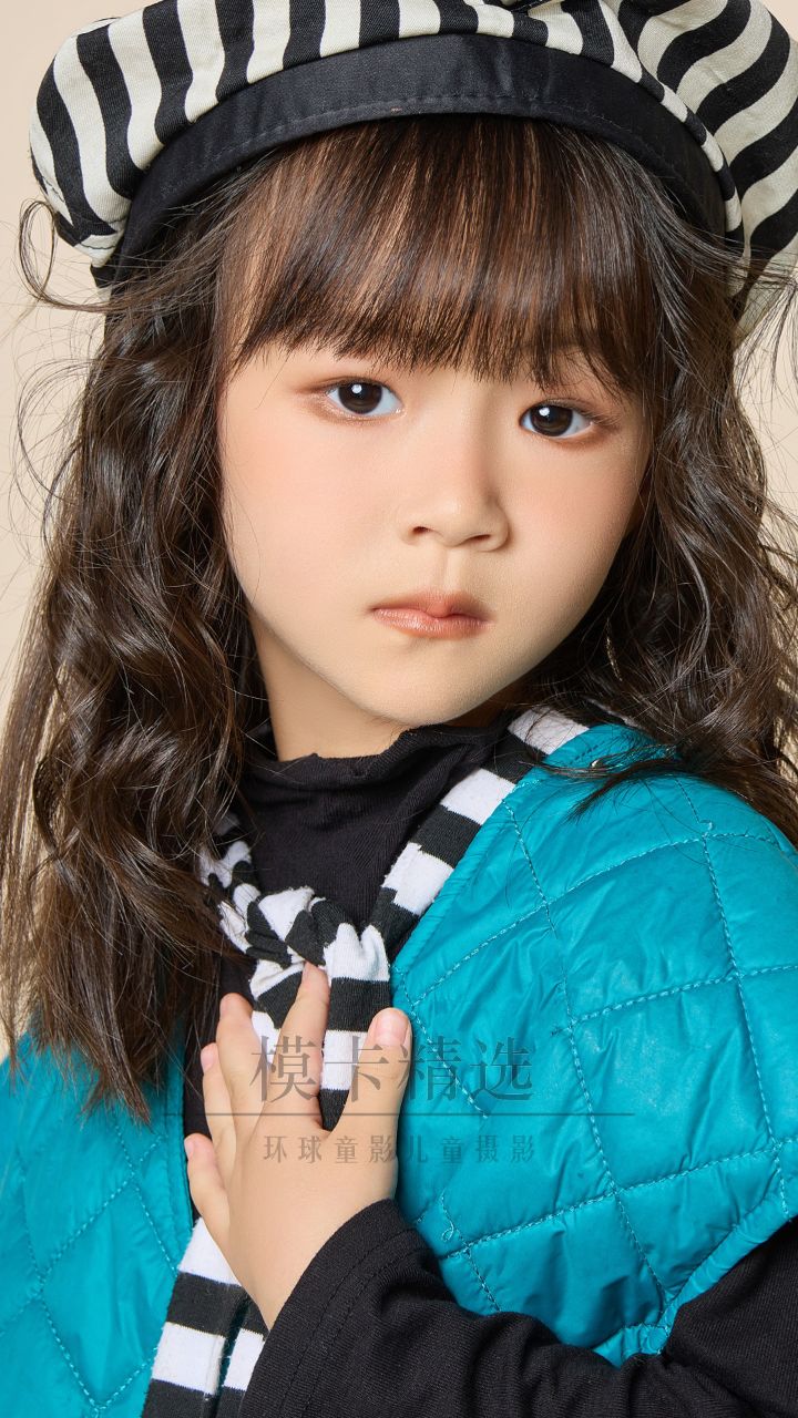 模卡精选i深圳儿童摄影店环球童影艺员高慕瑶样片展示