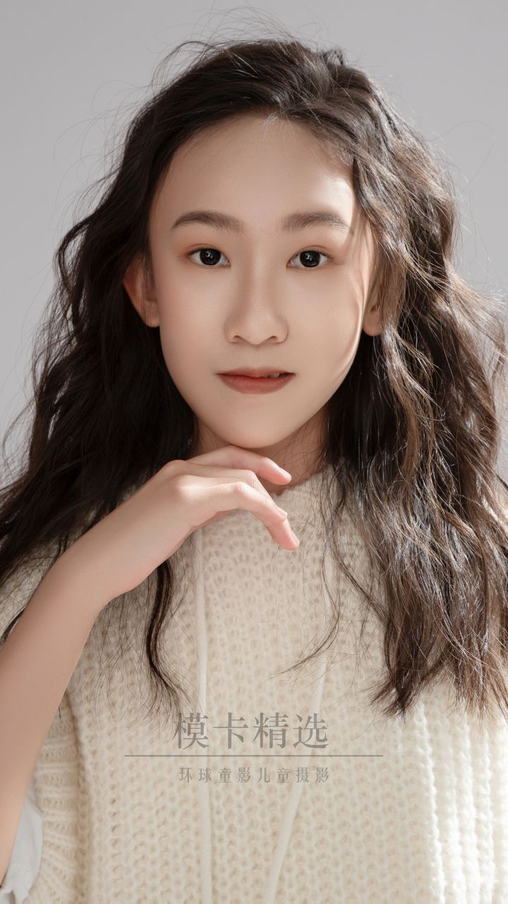 环球童影深圳艺员林艺晨儿童模卡精选