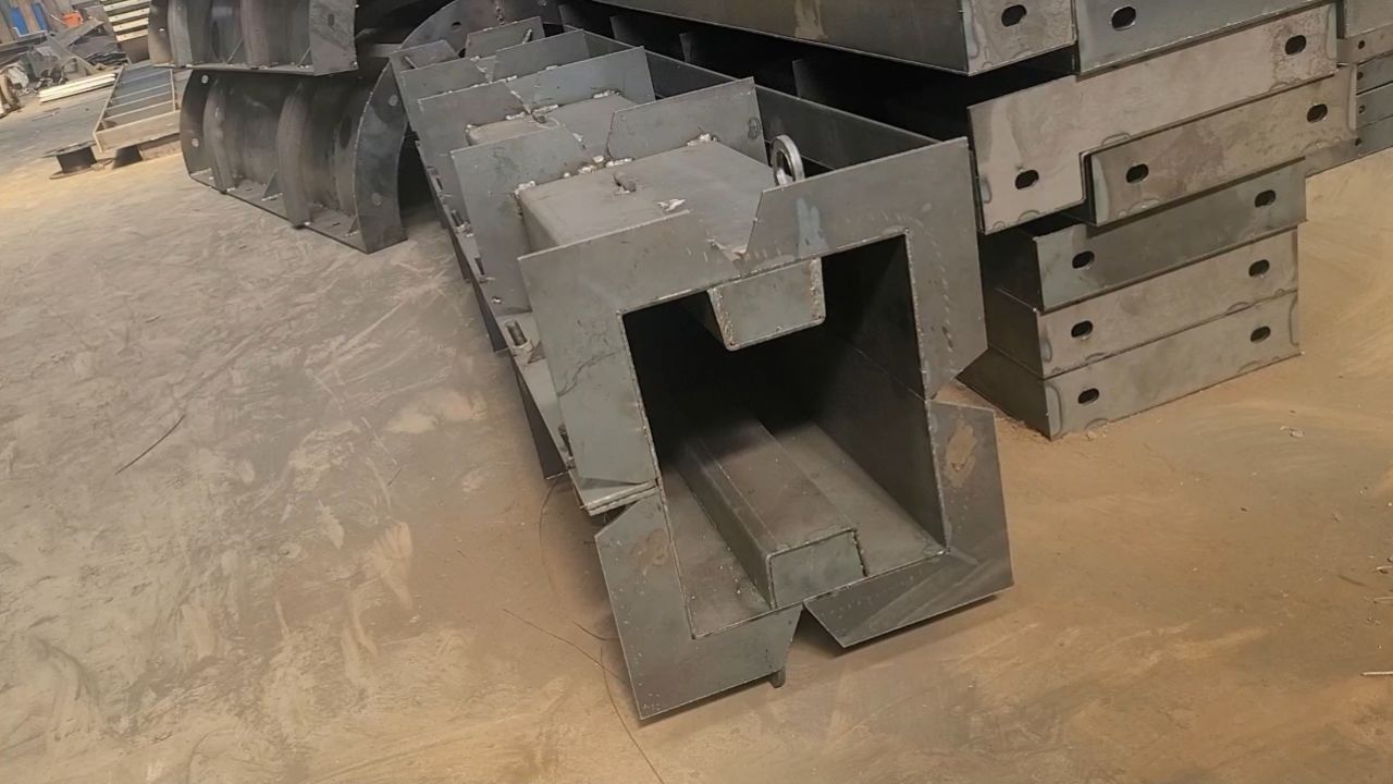 水泥围墙立柱模具 源茂组合式围墙板模具