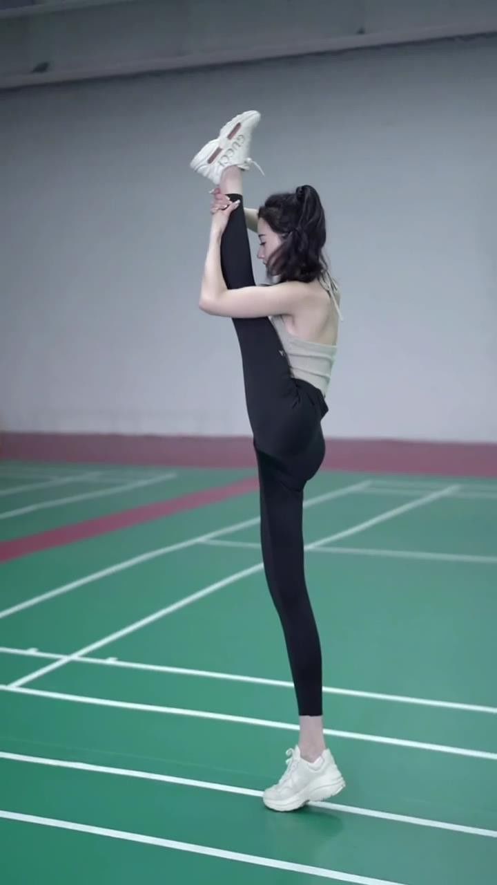 舞蹈生 #一字马 #大长腿 #舞蹈传承