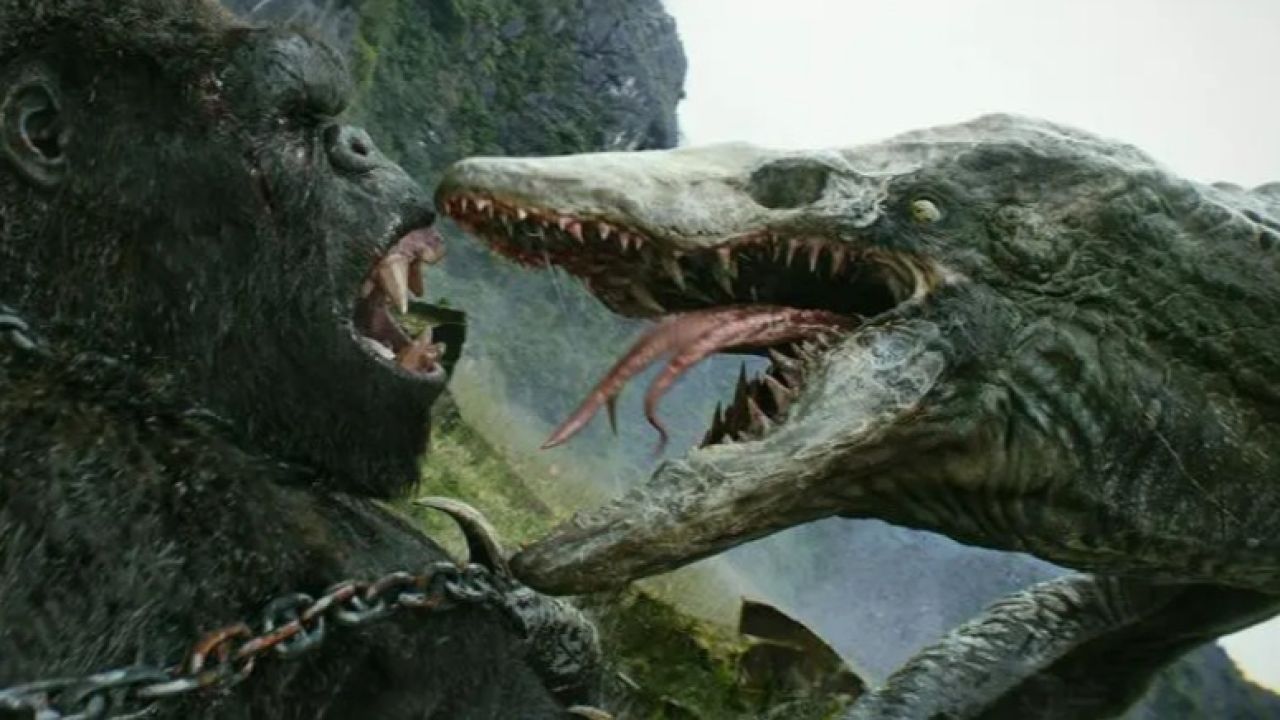 《金刚:骷髅岛》史上最大金刚怒撕巨蜥,惊险刺激,冲击感十足