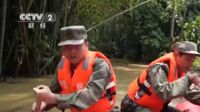 广东惠州:极端强对流天气来袭,当地紧急转移受灾群众