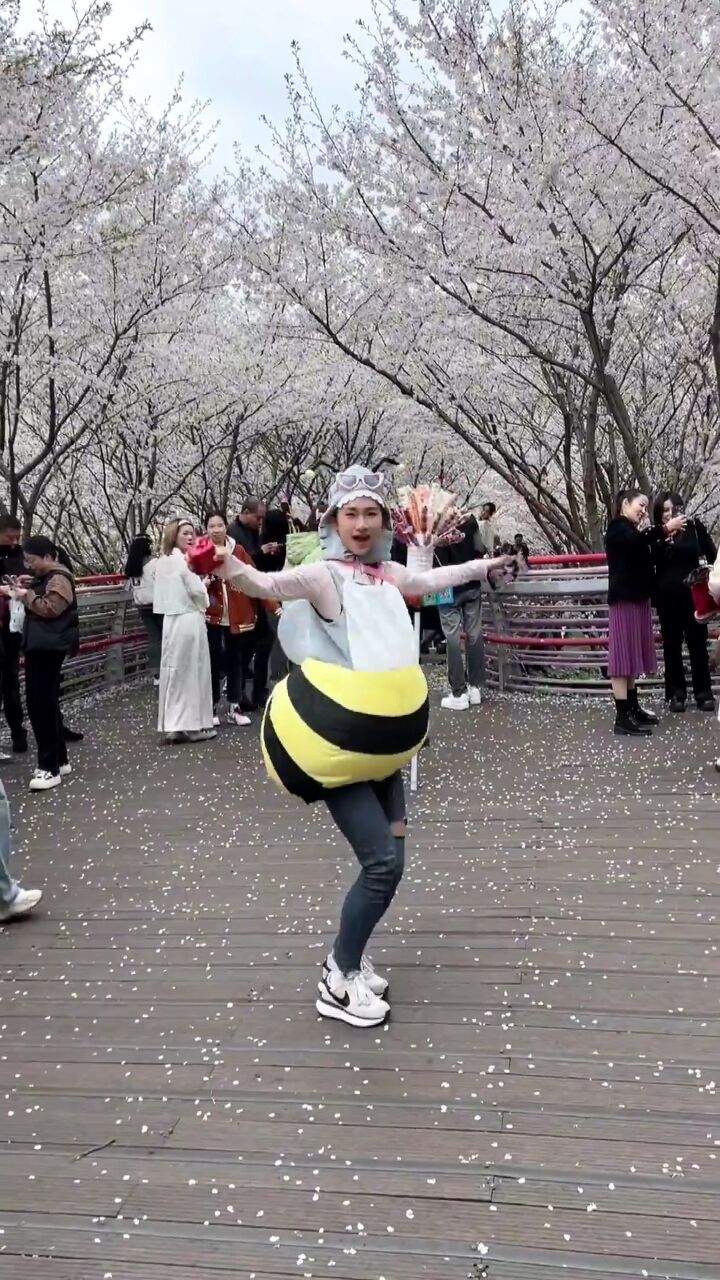 吼哈～哈哈哈哈哈 #天竺少女 #每日恋舞esther #天竺少女沙里瓦