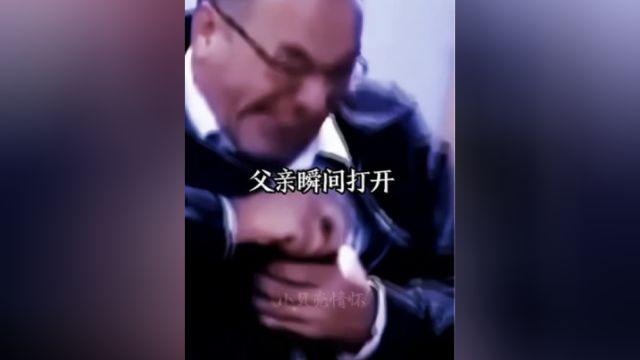 即使我们长大成人,也是我们超级英雄