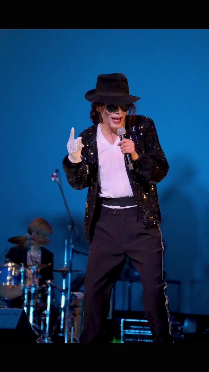 日本纪念迈克尔杰克逊大型演唱会东京站完美收官#迈克尔杰克逊 #太空