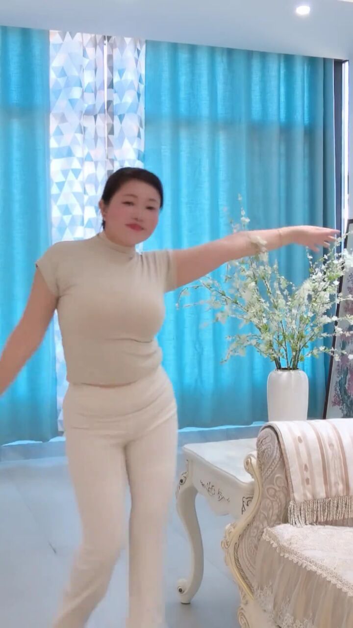 微胖女人 #浅跳一下