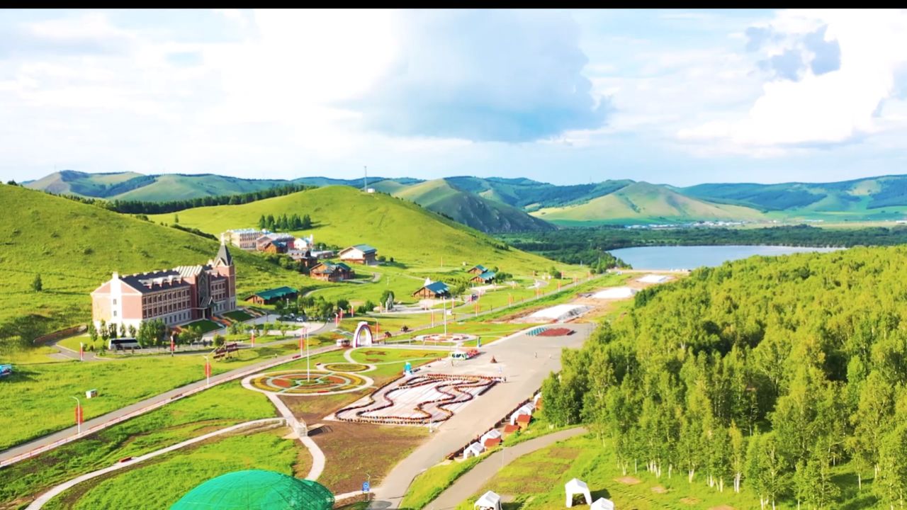 美丽凤凰山