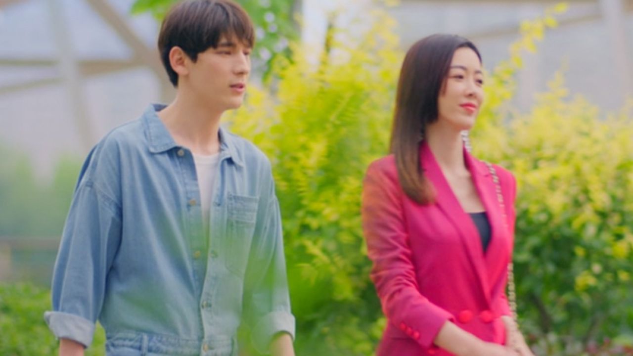 竹马哥紧追霸总初恋,爱情修罗场一键开启