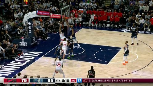 《NBA全场集锦》DPOY的防守统治力！戈贝尔镇守篮下连续送出无情封盖