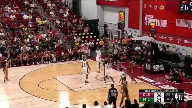 NBA夏季联赛：骑士vs雄鹿英文原声全场回放