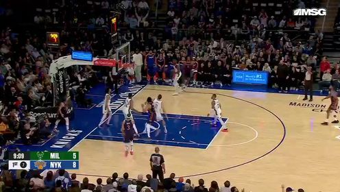《NBA全场集锦》唐斯夹缝求生精准妙传 布里奇斯翻身后仰手起刀落