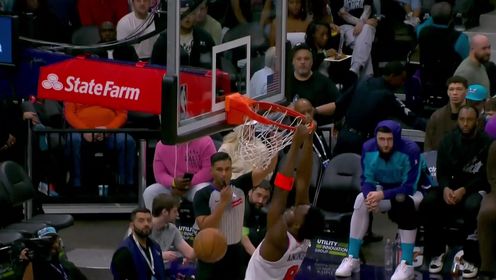 《NBA全场集锦》传的精妙终结的完美 布里奇斯击地助飞阿奴诺比双手扣进