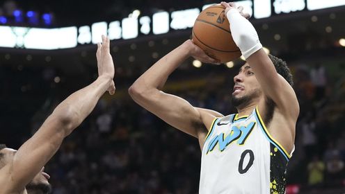 《NBA全场集锦》【原声】雄鹿114-115步行者 哈里伯顿14+10上演打4分准绝杀步行者主场击退雄鹿