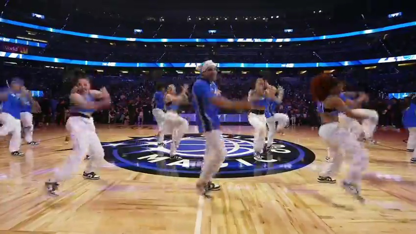 活塞vs魔术第3节英文原声回放