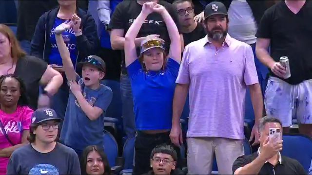 奇才vs魔术英文原声全场回放