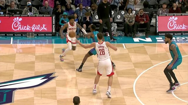 经典的默契连线 申京击地直塞杰伦格林滑翔暴扣