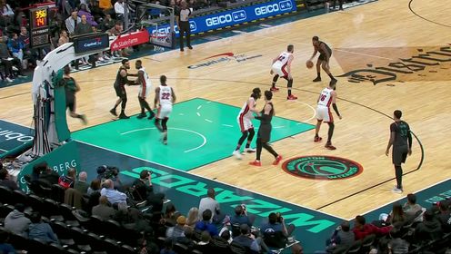 《NBA全场集锦》拳怕少壮！库利巴利速度生突放防守 老乐福无奈只能赔上犯规