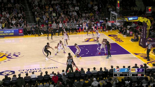 一种丝滑的感觉油然而生 亚历山大背打转身双手暴扣