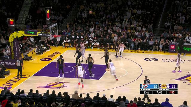 运动天赋差投篮手感还行 米西奇三分手起刀落杰伦-威廉姆斯强杀篮下