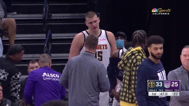 掘金106-135国王 国王七人上双三节轻取卫冕冠军