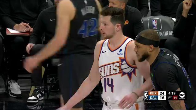 NBA常规赛：太阳vs独行侠英文原声全场回放