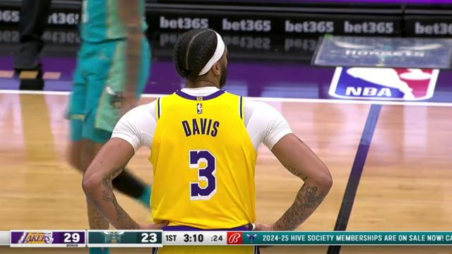 湖人vs黄蜂第1节英文原声回放