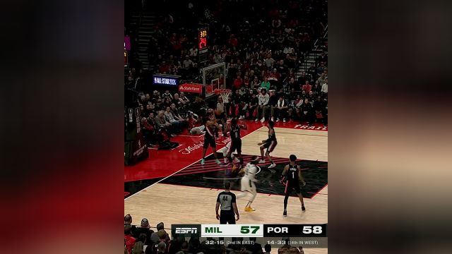 利拉德vs开拓者集锦 战旧主砍下25+6+7三分失准遗憾败北