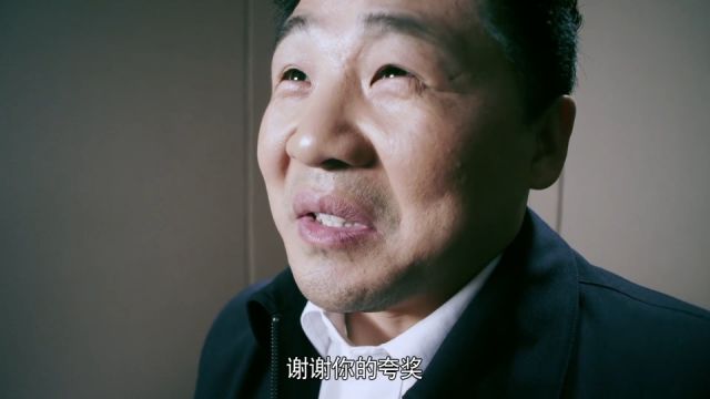 人民:特大贪腐案曝光,大老虎嘲笑检察官不够格,下秒笑不出来