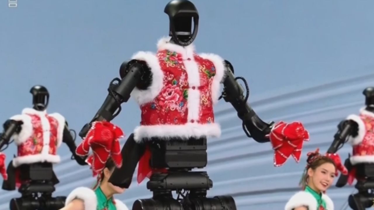 宇树成为2026年春晚机器人合作伙伴,去年人形机器人《秧BOT》