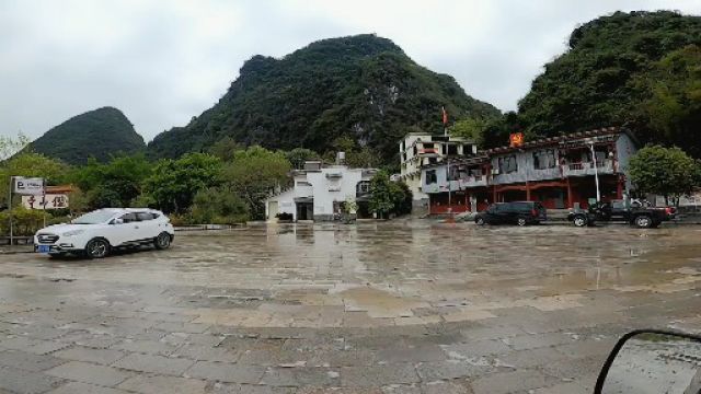 破车穷游,桂林阳朔免费停车场露营,天天下雨下一站云南