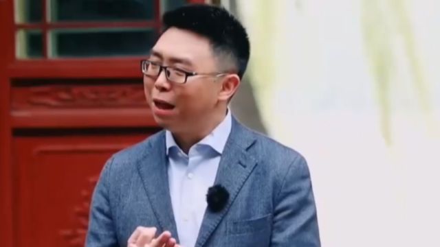 参观阅古楼,还与乾隆皇帝有关,不少名作被刻在墙壁上流传