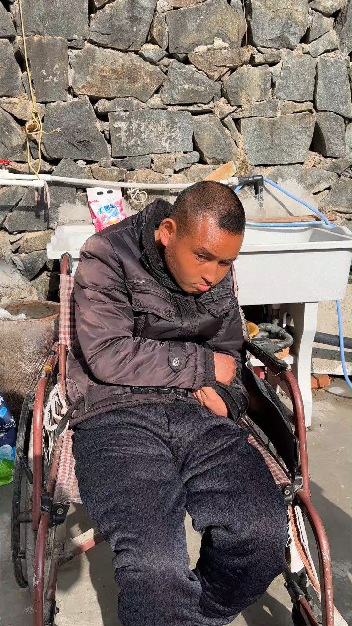 贫困户猪肉滞销,爱心人士暖心认购