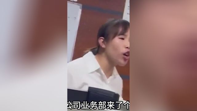 果然整顿职场还得看00后,高质量打工人图鉴,好美的精神状态