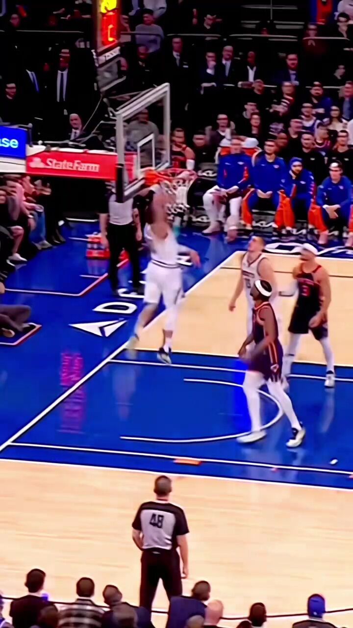 戈登接球上篮大风车灌篮点燃全场#戈登#掘金#铁铁的nba特辑