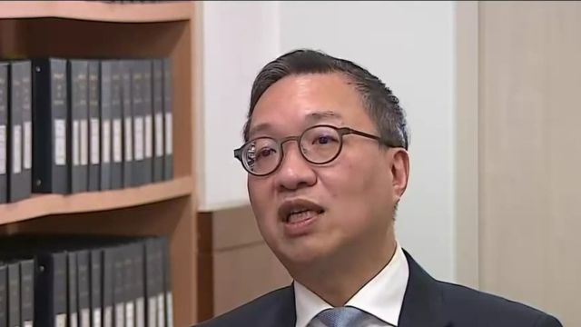 凤凰专访香港律政司司长:立法对香港社会发展意义重大