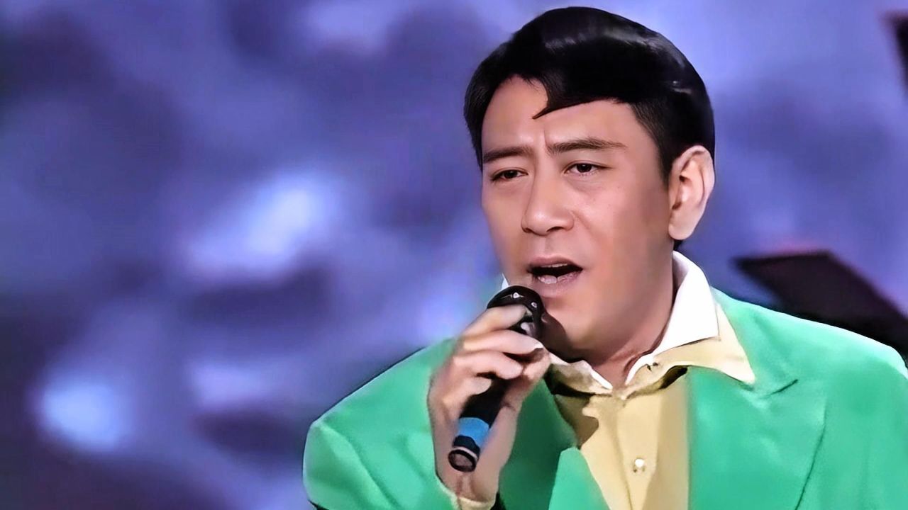 罗文经典国语老歌《尘缘》,曲中红尘缱绻,探寻命运深处的温柔