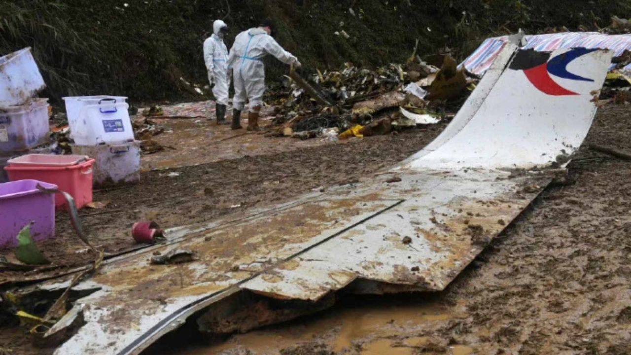 民航局通报东航mu5735事故调查进展:起飞64分钟后,偏离巡航高度快速