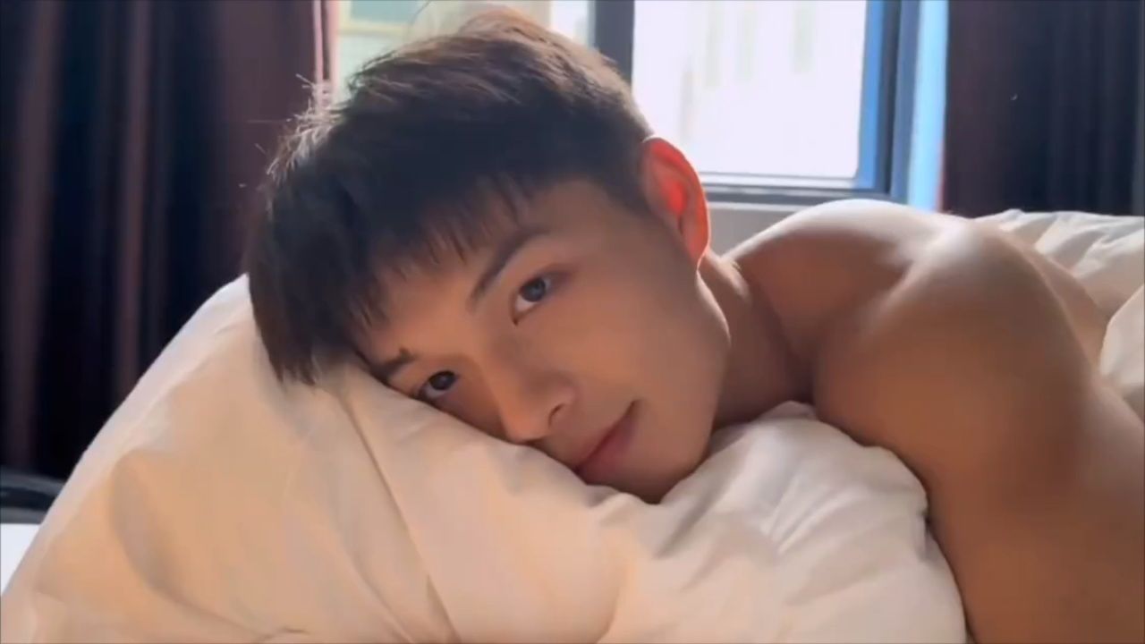 眉清目秀的阳光运动帅哥,这样的小哥太爱了吧