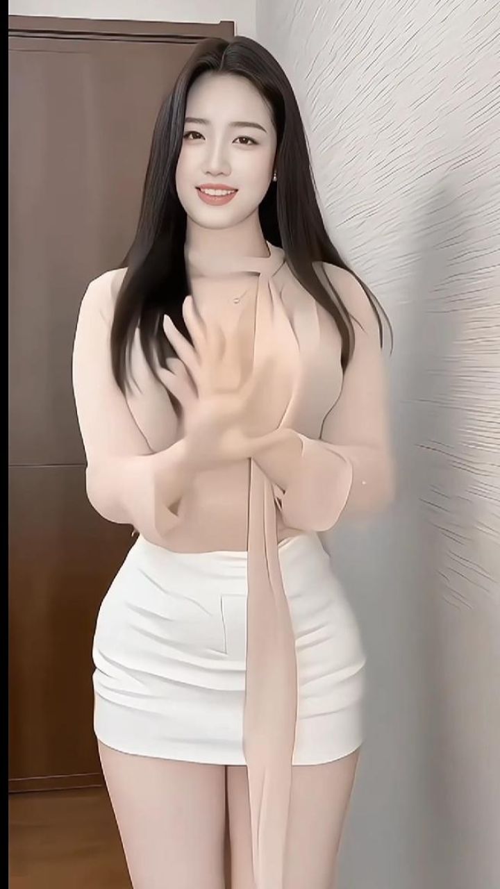 卖萌 #身材秀 #美女摇 #特效拍摄 #性感美女