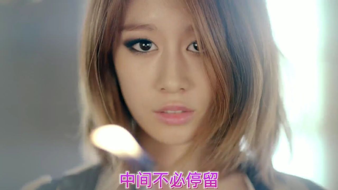 歌名 郑秀文 - 眉飞色舞(原唱版)美女舞蹈 精彩在后面