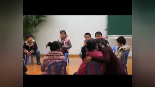 幼儿园优质课|大班歌唱游戏《酸酸葡萄》