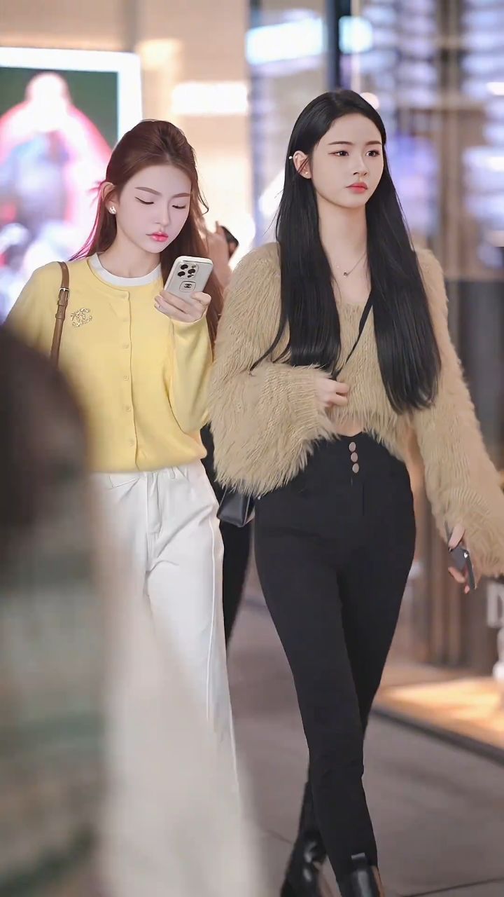 时尚街拍美女