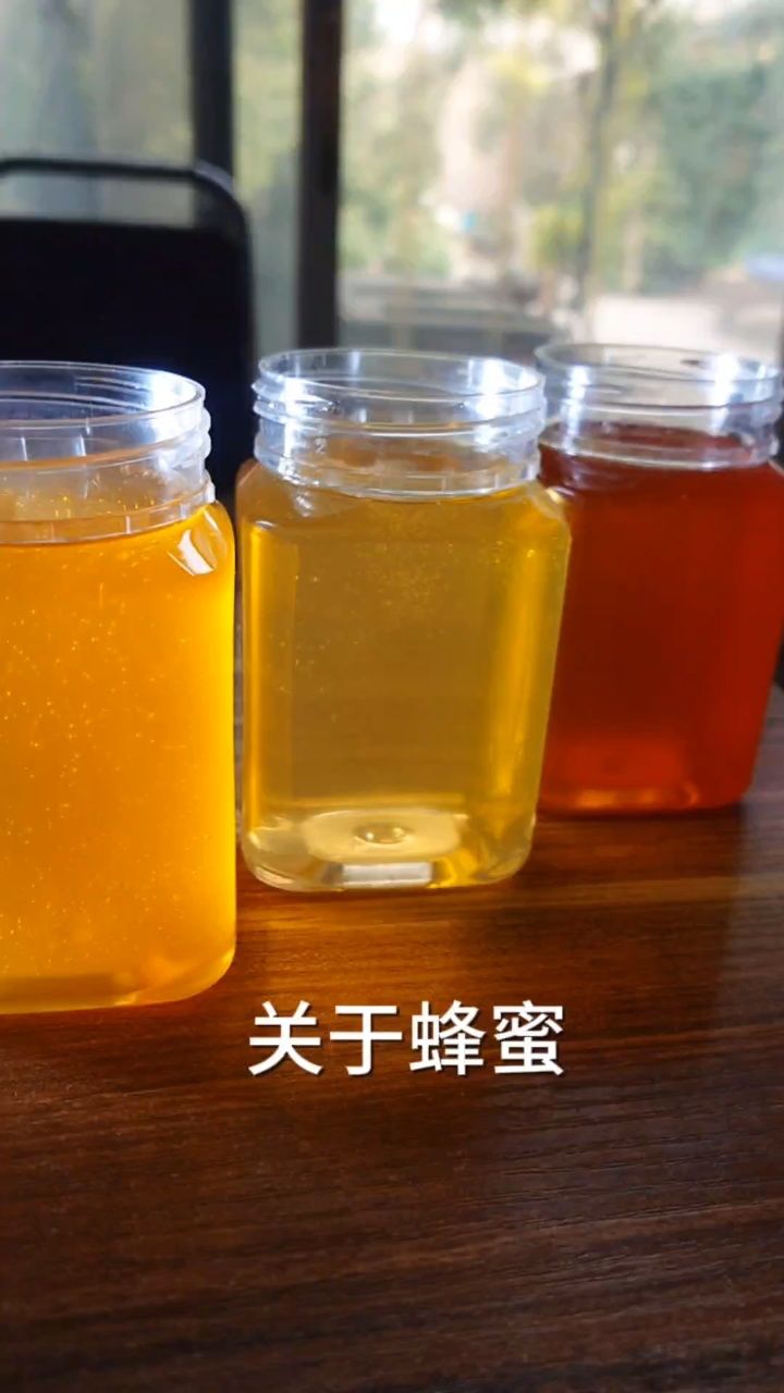 正宗土蜂蜜有几种颜色(土蜂蜜的颜色深好还是浅好)