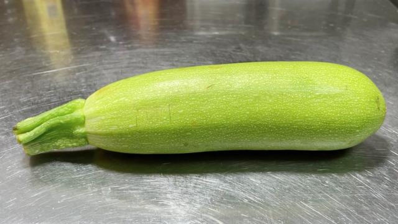 西葫芦最近这个做法火了,饭店38一份,在家做成本才3元,超好吃 #西葫芦