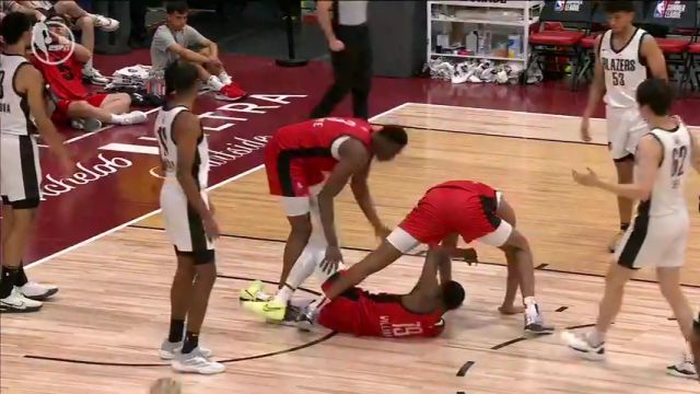 NBA夏季联赛：火箭vs开拓者第2节英文原声回放