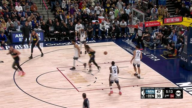 约老师送出过顶传球 戈登一步登天暴力虐筐